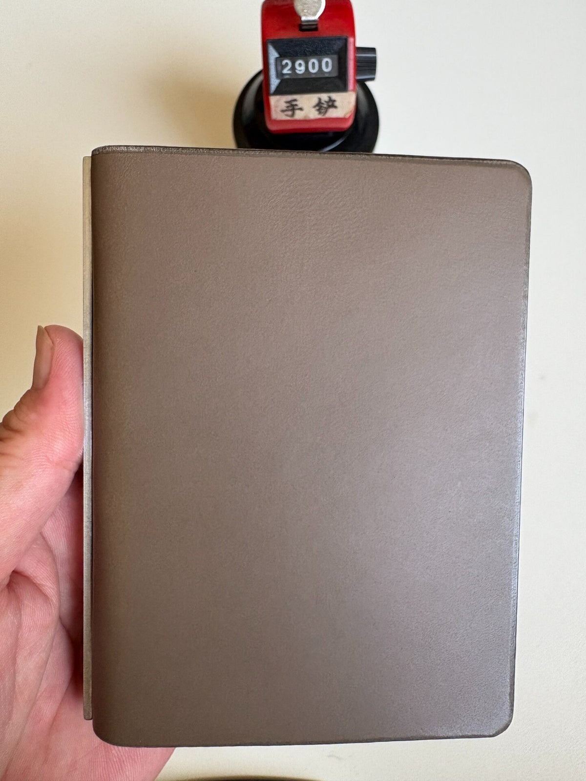 Handmade Buttero Leather M5 Binder Khaki Grey