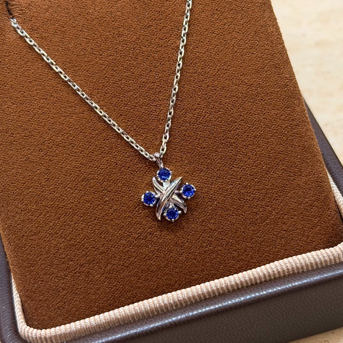 Collier pendentif croisé argent S925 bleu royal