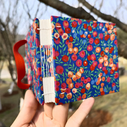 Handmade Watercolor Sketchbook 9cm Square 300gsm Semi-Cotton Paper Exposed Spine Binding