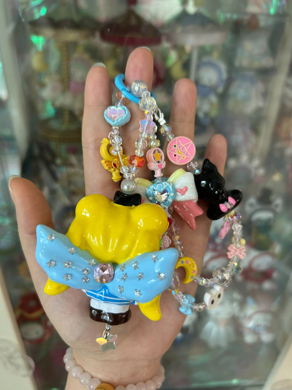 Dragonne de téléphone en perles avec pendentif chat