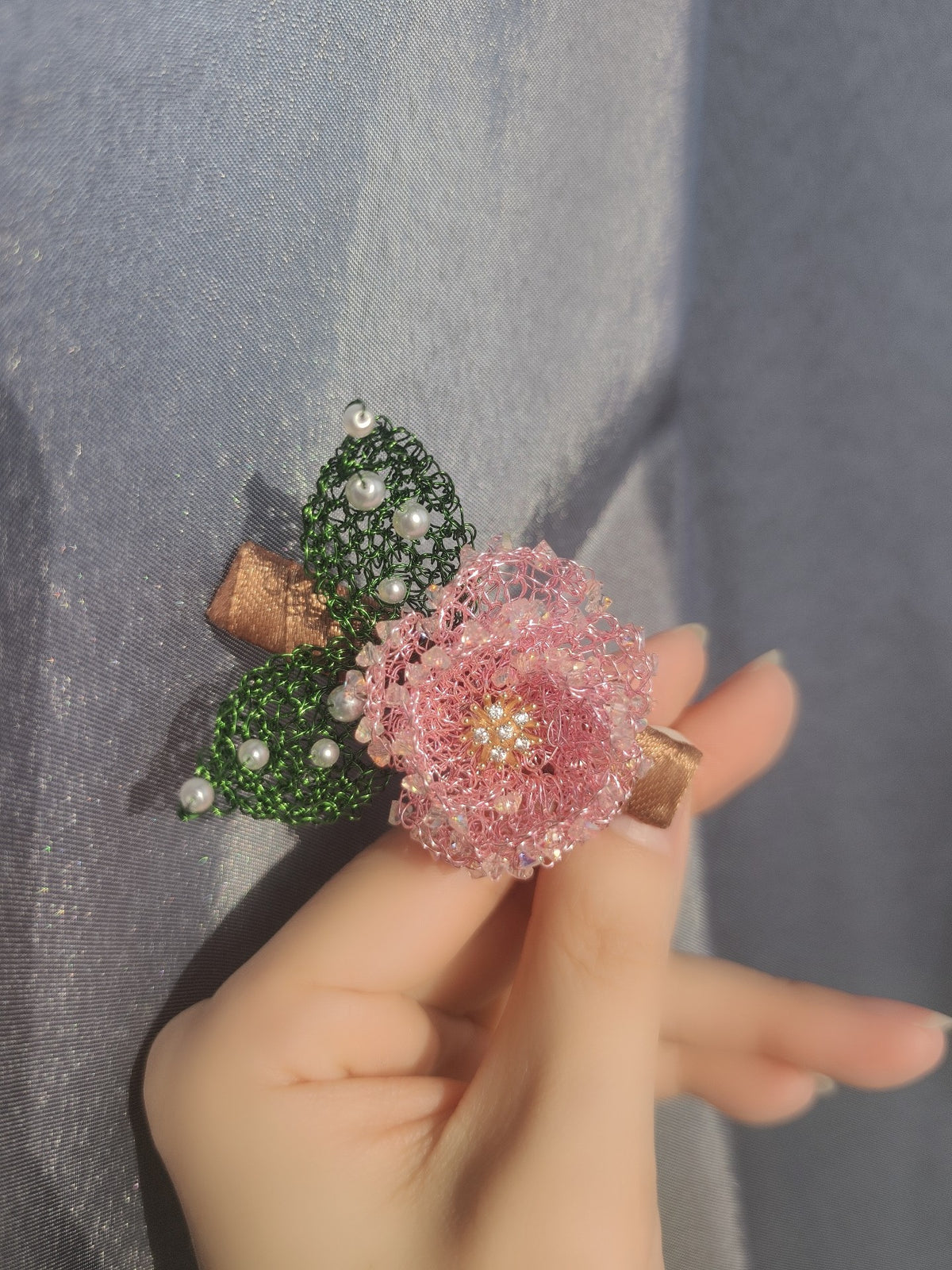 Wire Peony Crystal Hair Clip