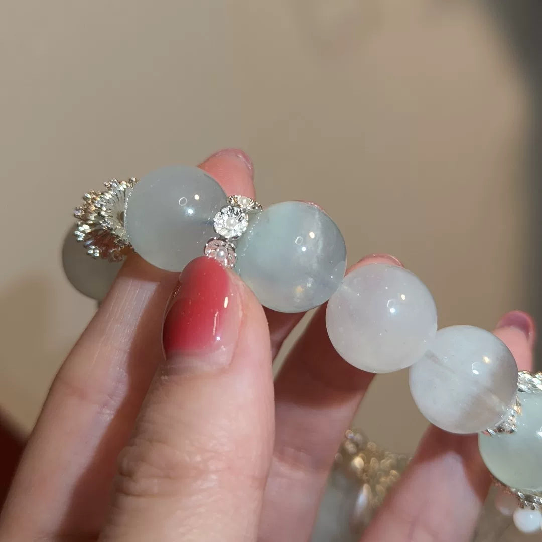 Bracciale in perline di acquamarina con pendente volpe in quarzo