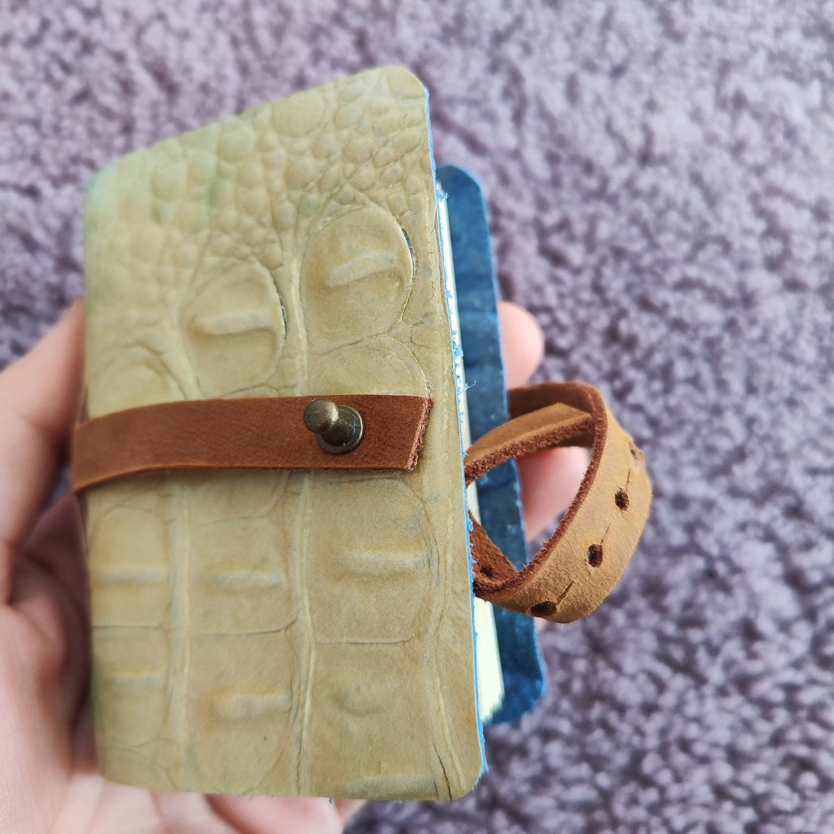 クロコダイル型押しレザージャーナル