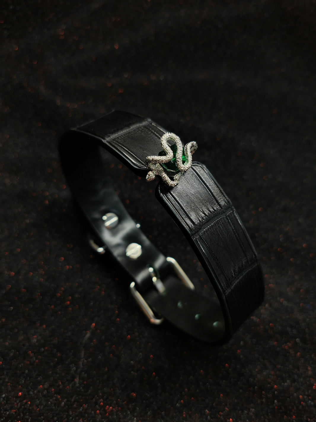 909972151698 - Image 1