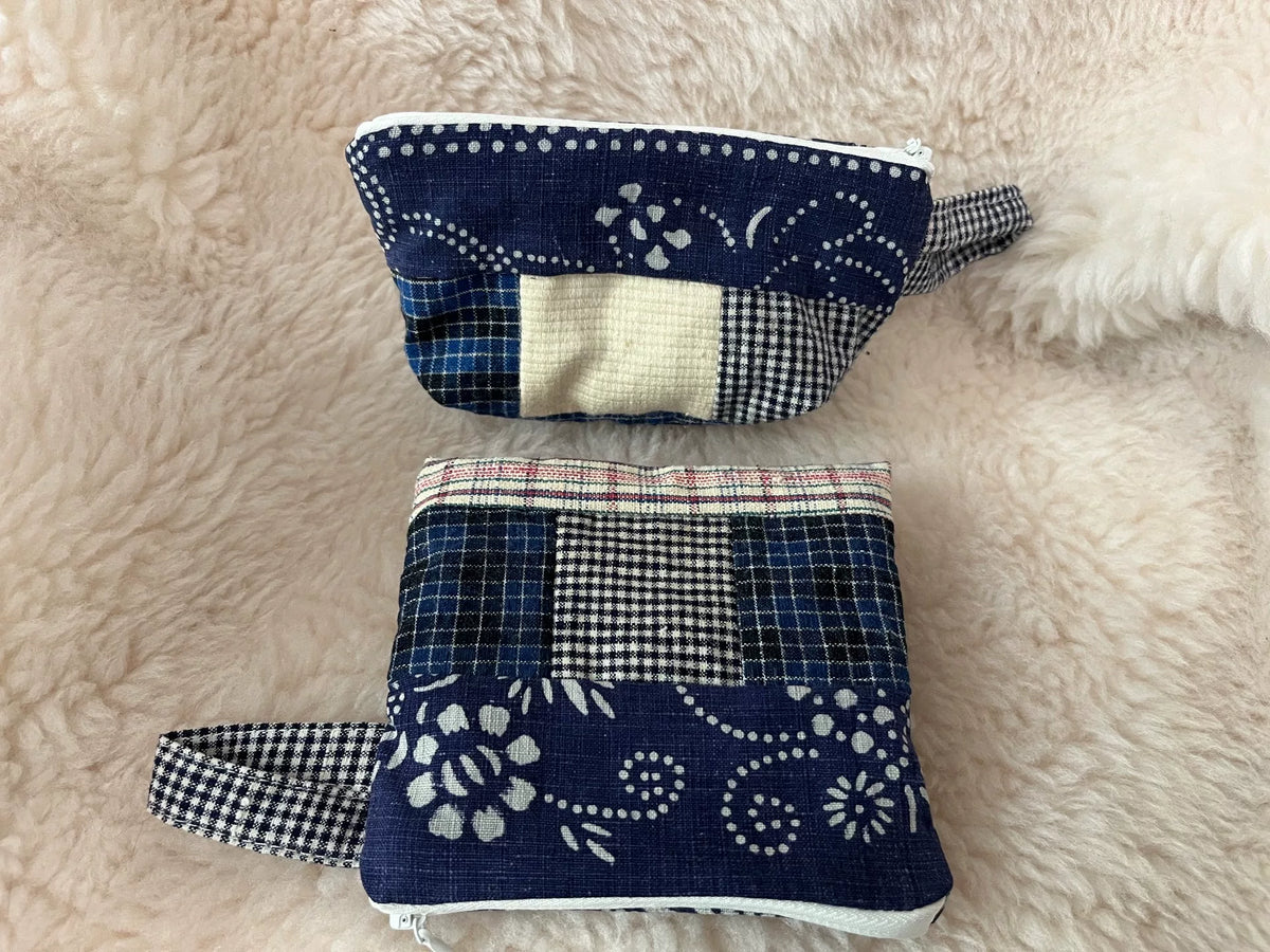 Estuche patchwork con cremallera y correa de muñeca