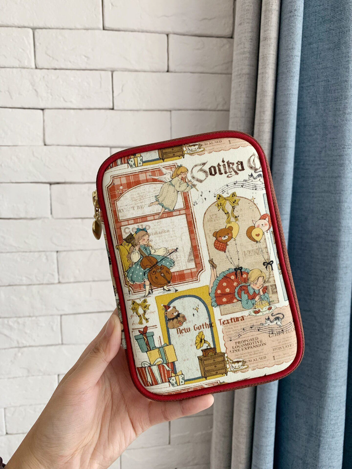 Zippered Organizer Case with Ring Binder