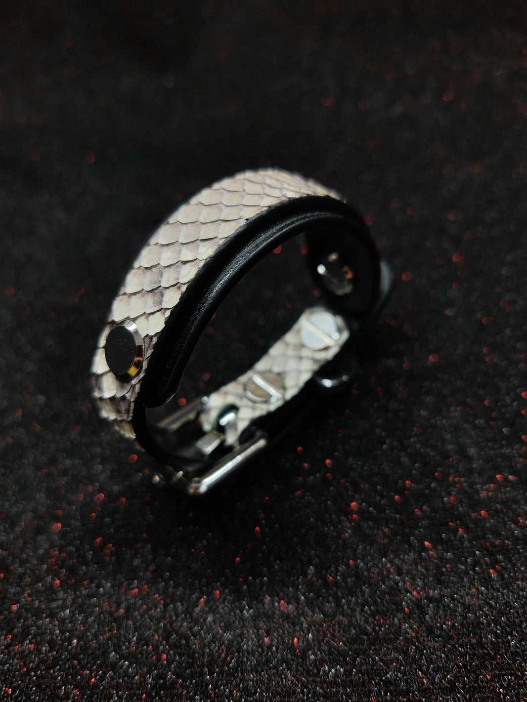 994802241891 - Image 1