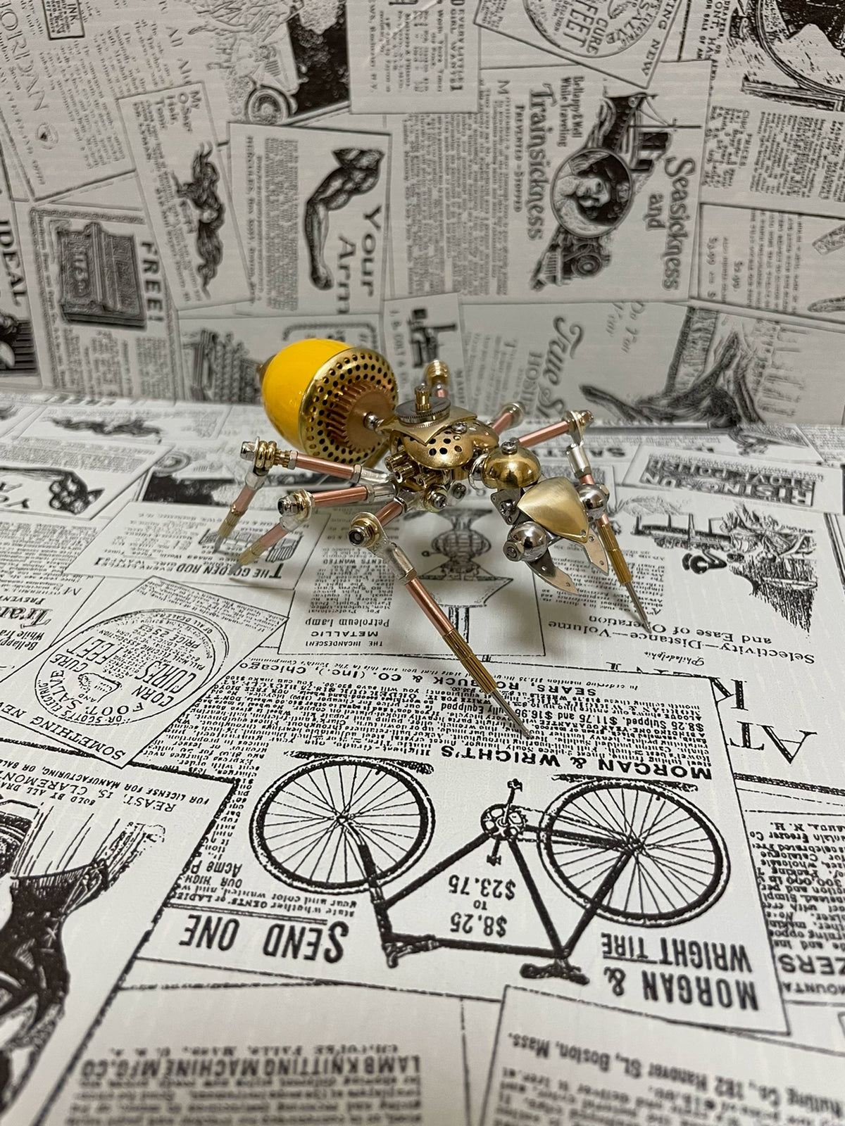Escultura de Inseto Mecânico Steampunk em Latão e Cobre
