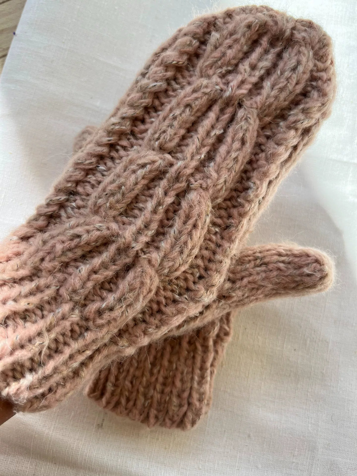 Gants sans doigts tricotés à la main en laine pure