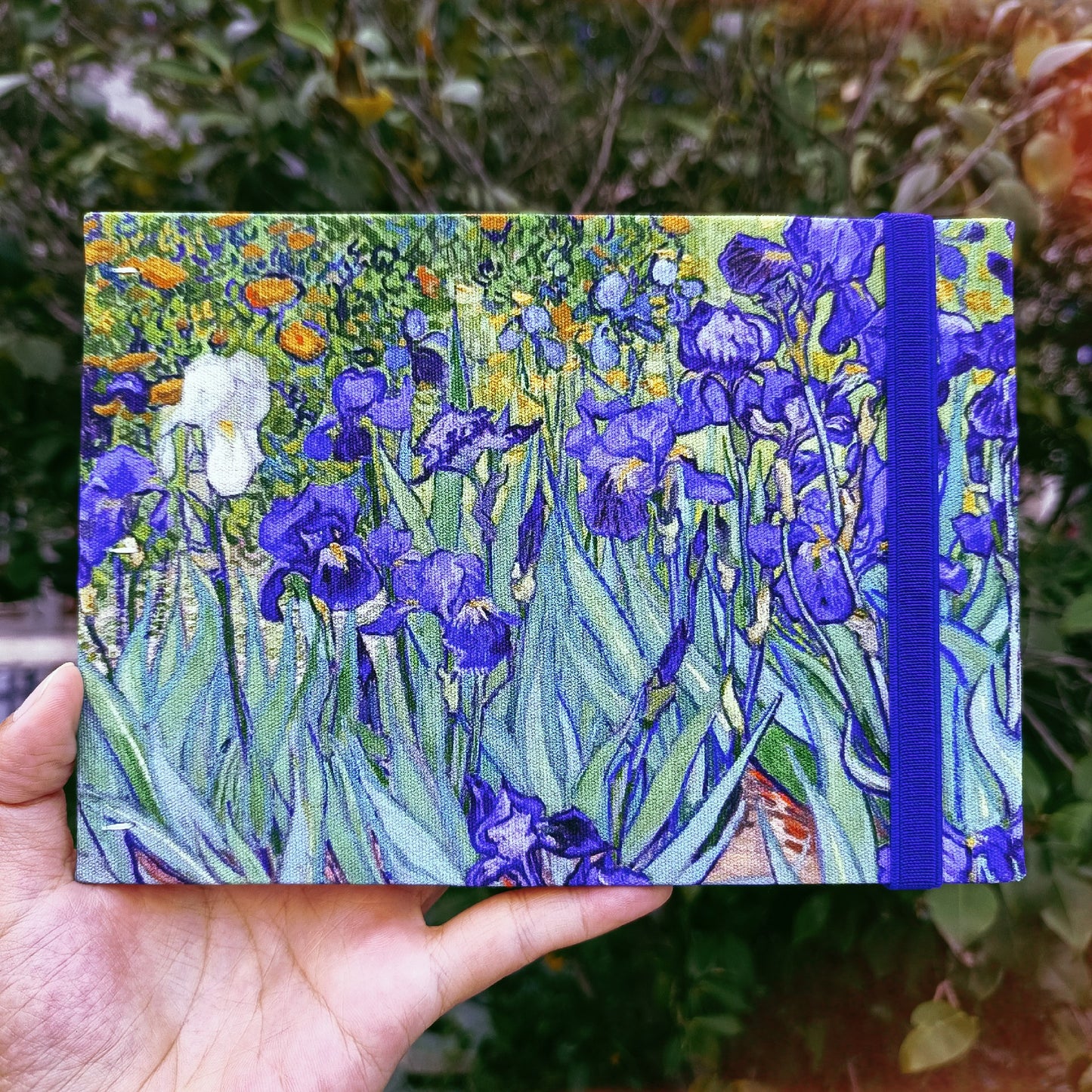 Iris Watercolor Sketchbook – 32k Thick Canvas, Coptic Stitch Binding, 300gsm Baohong Paper