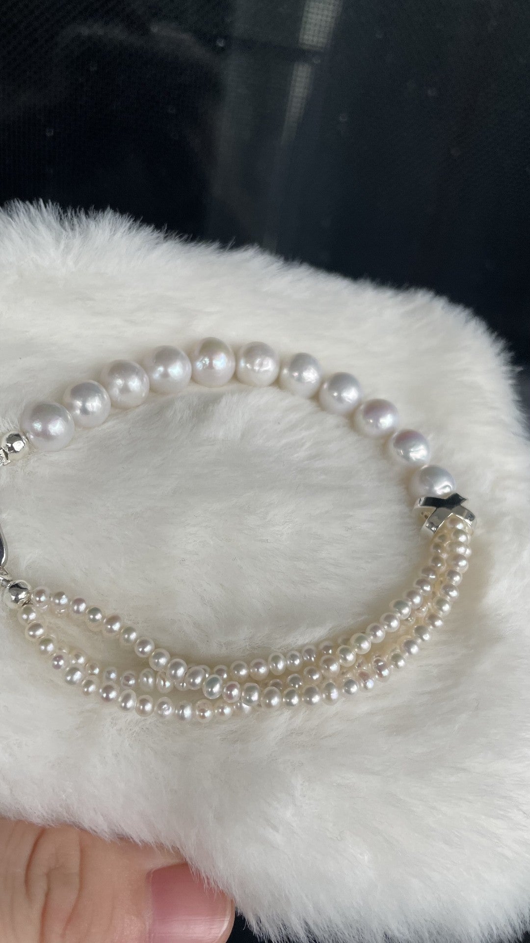 Pulseira de Pérolas Barrocas e em Várias Voltas