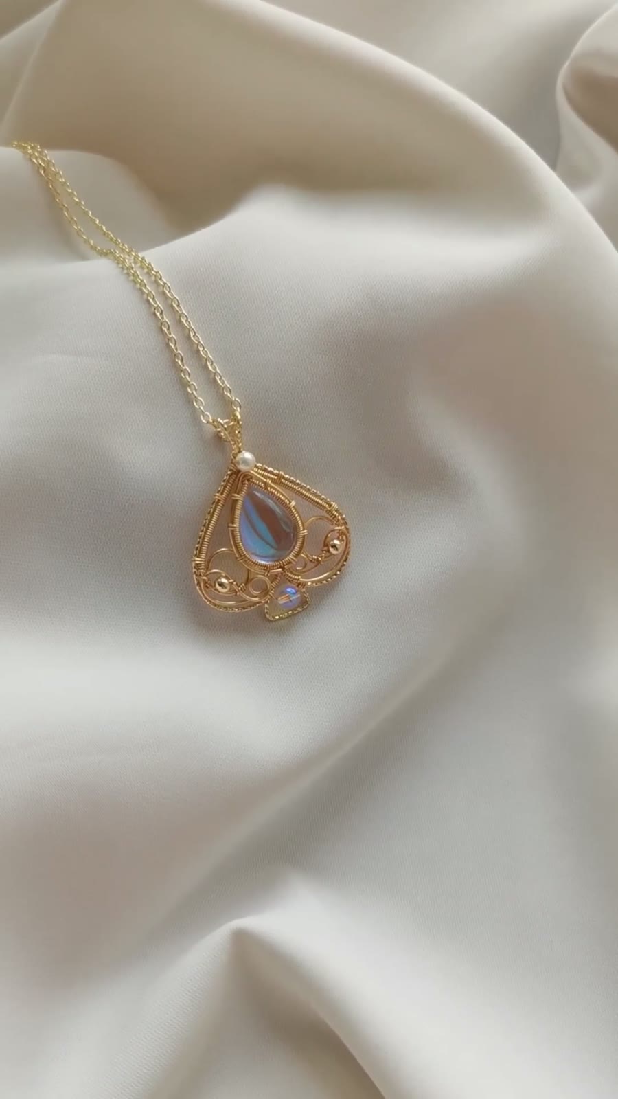 Wire Wrapped Heart Pendant Necklace