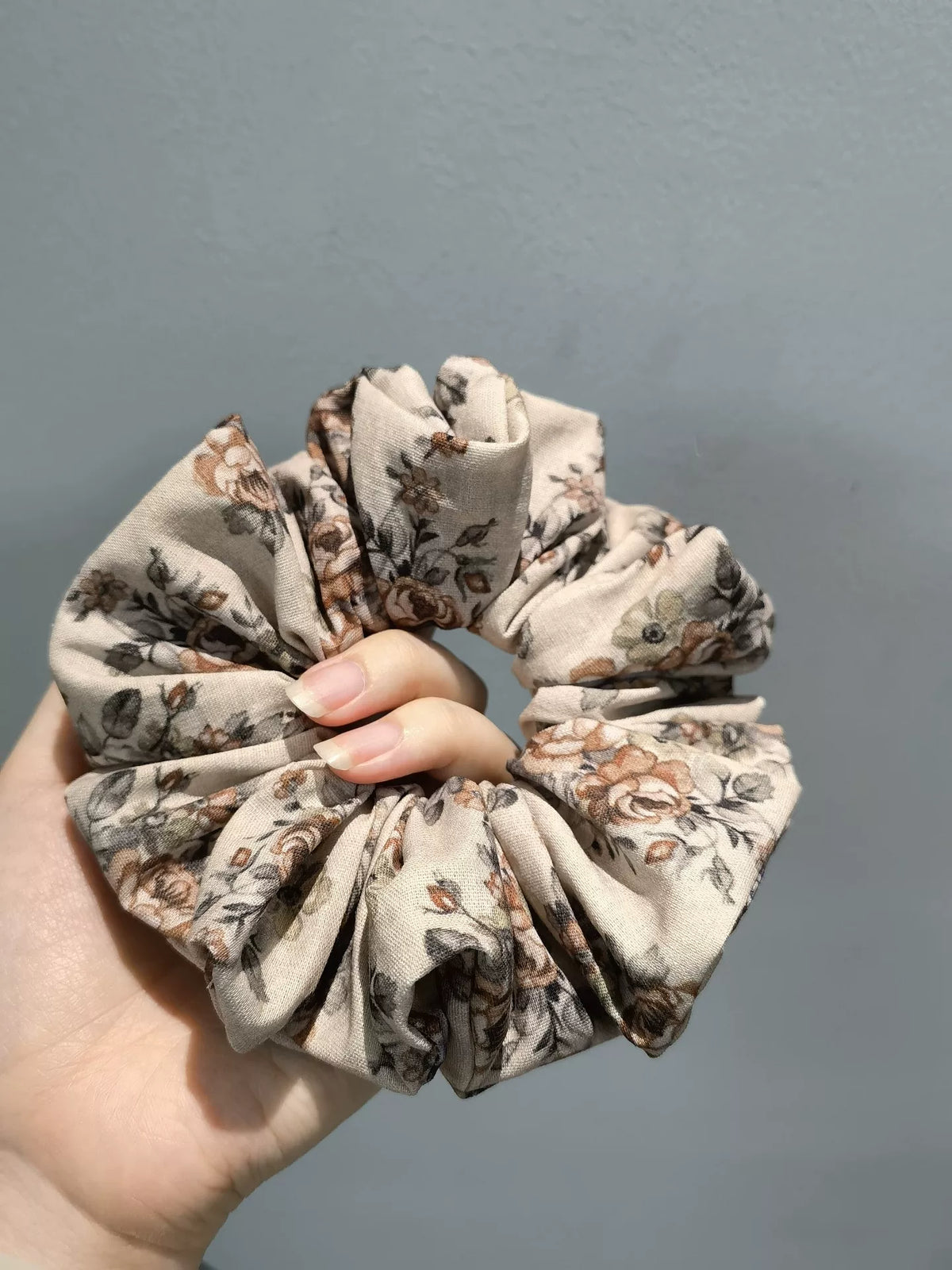 Chouchou oversize en coton imprimé floral