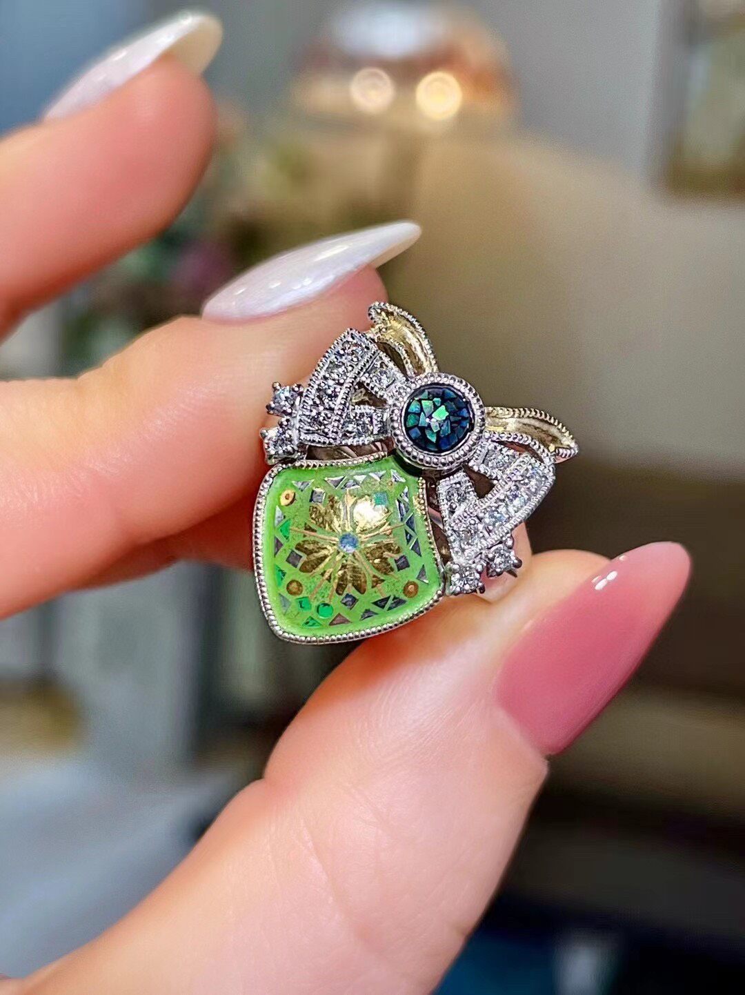 18K Gold Ring with 0.18ct Diamond and Lime-Green Enamel Shield