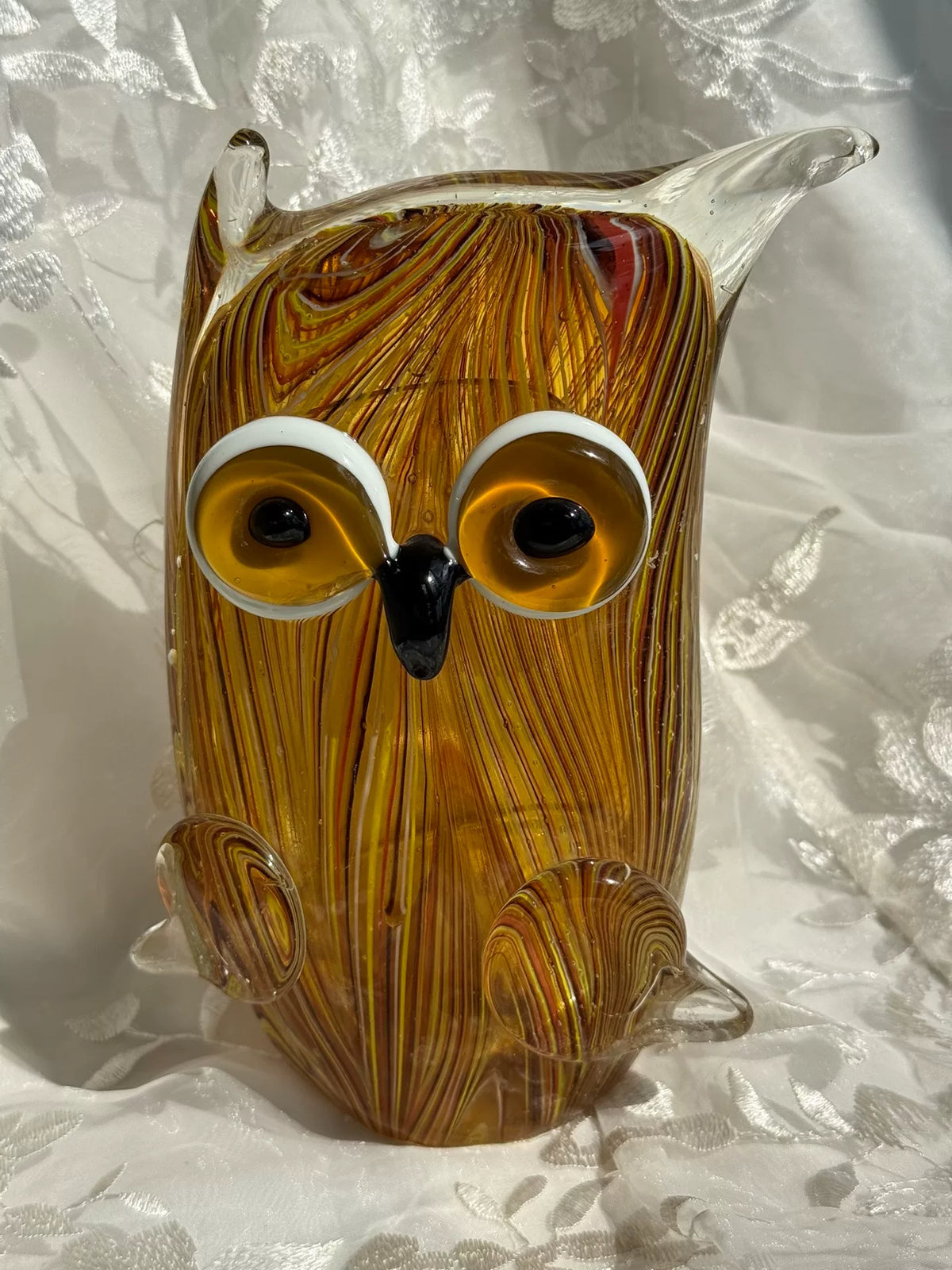 Vintage Glas-Eule Figur mit Bernstein-Wirbelmuster