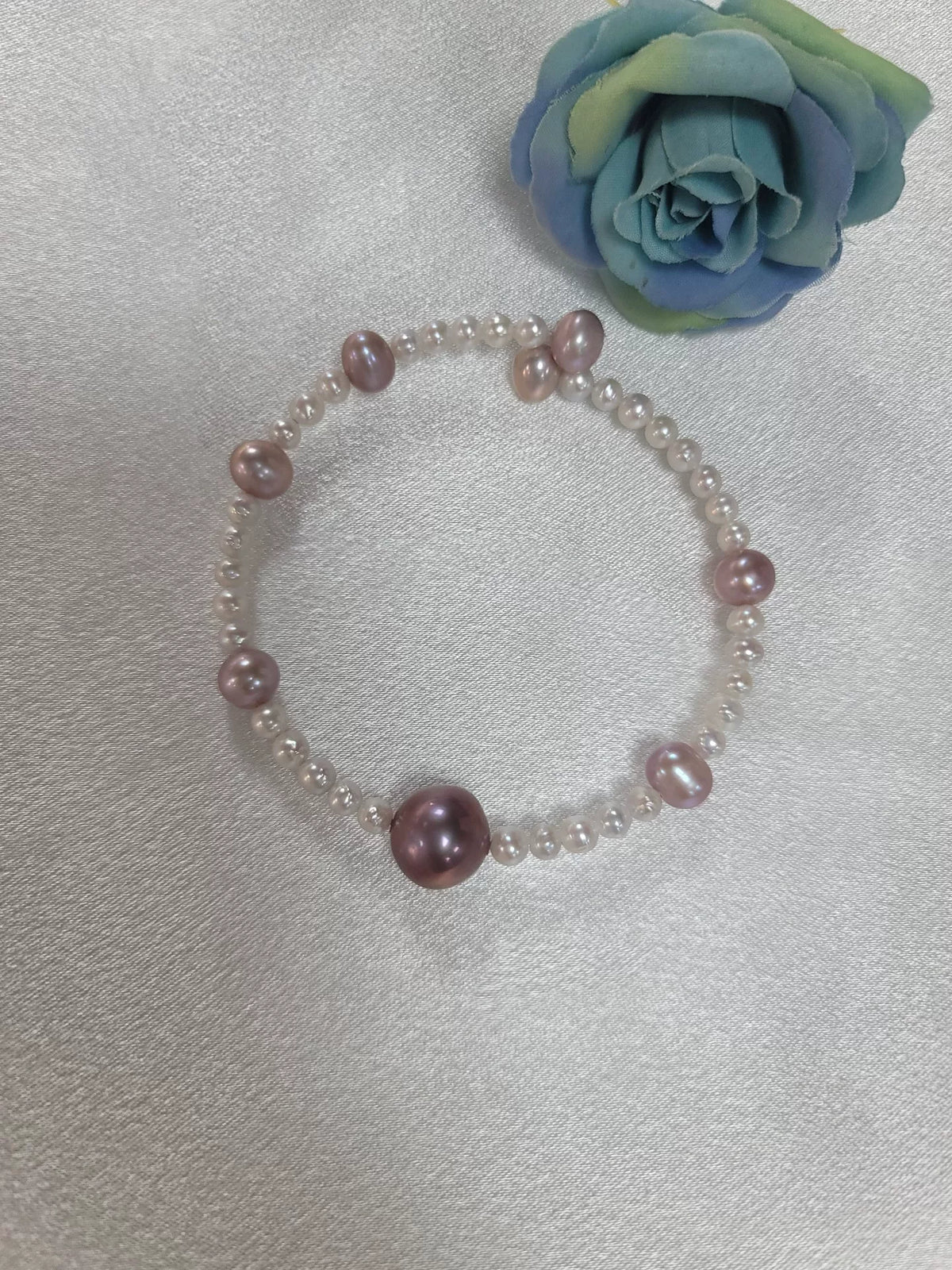 Bracelet en perles d'eau douce naturelles dégradé rose-violet