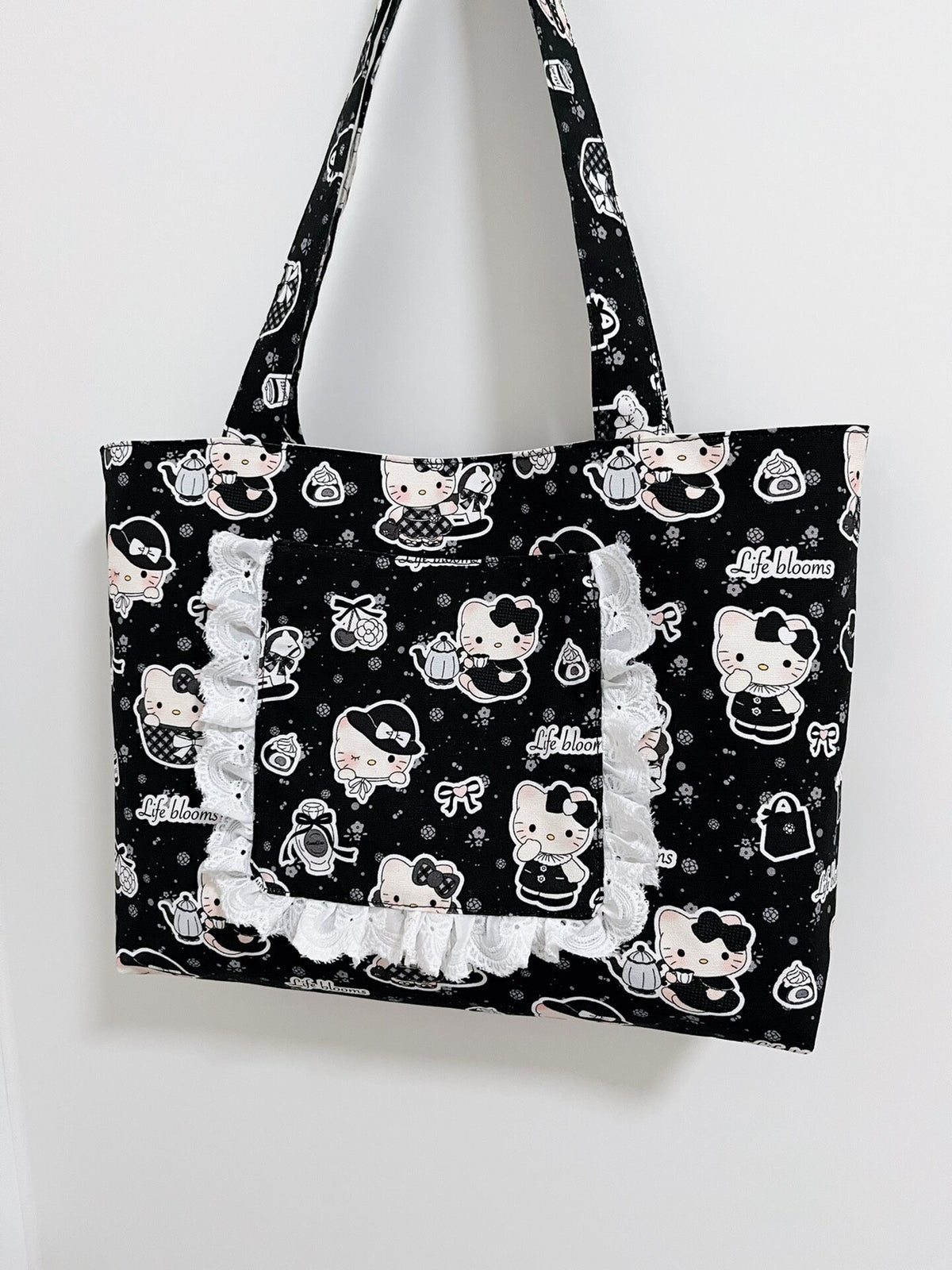 ハンドメイド ブラック ハローキティ コットンキャンバス トートバッグ