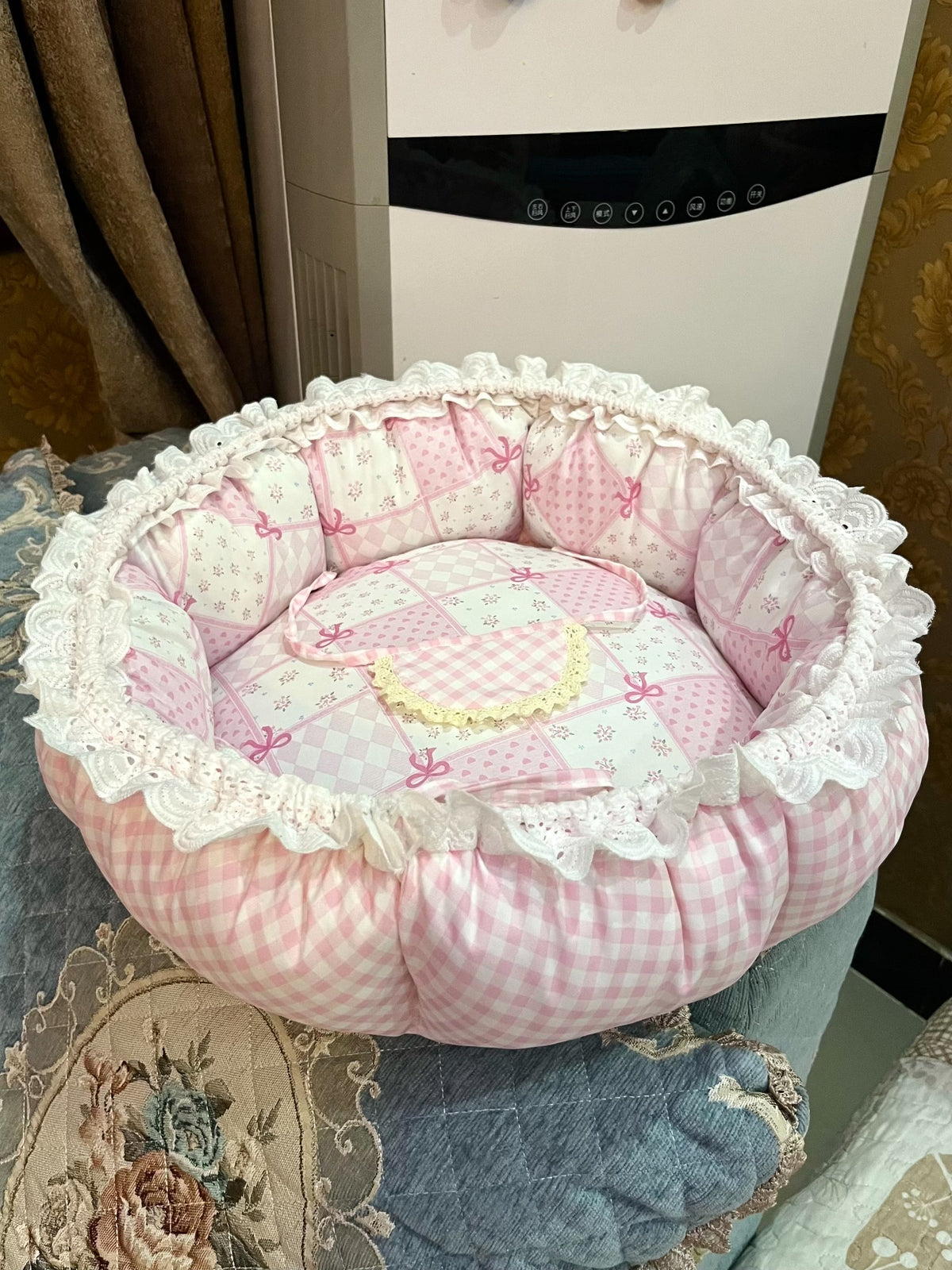 Round Plush Cat Bed Pink Gingham Patchwork