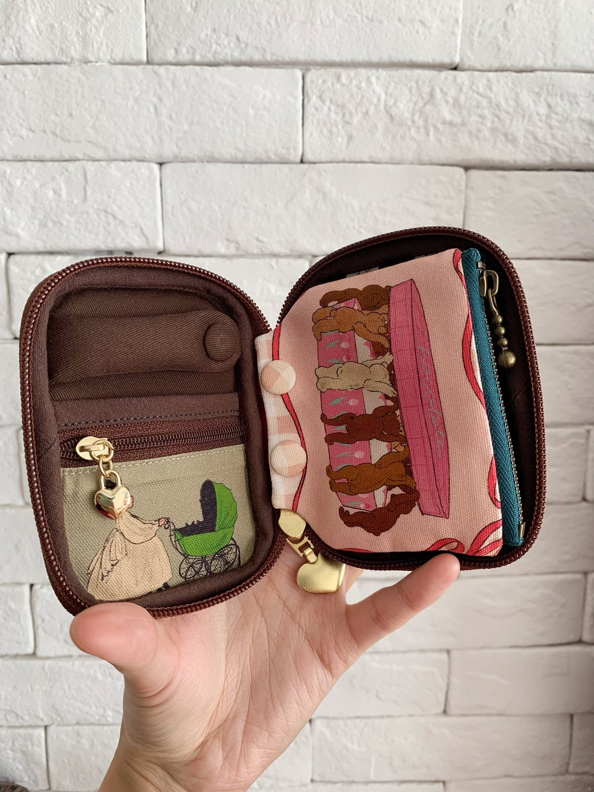 Vintage Storybook Print Oxford Fabric Pouch