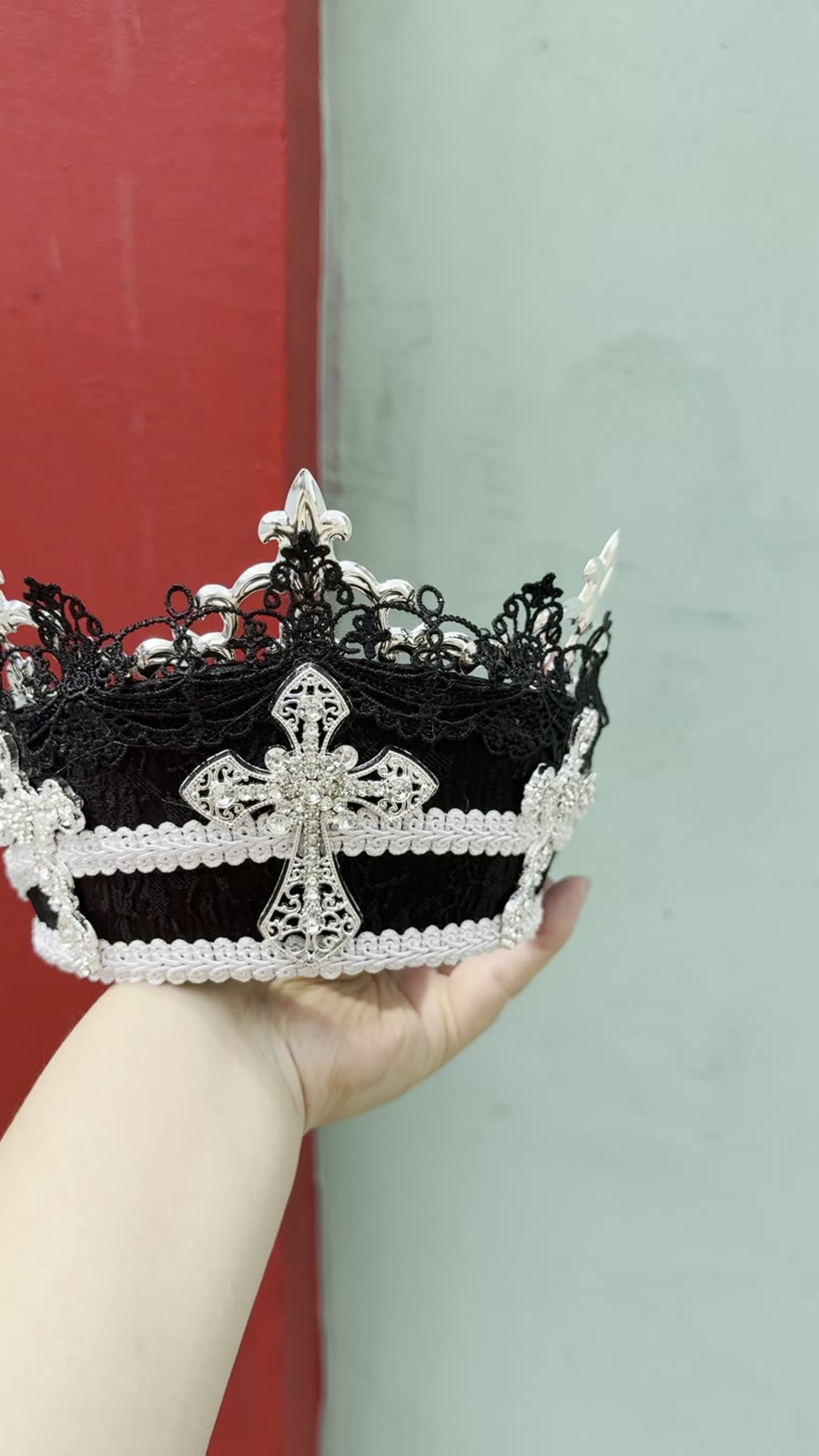 Black Tudor Crown with Silver Crosses