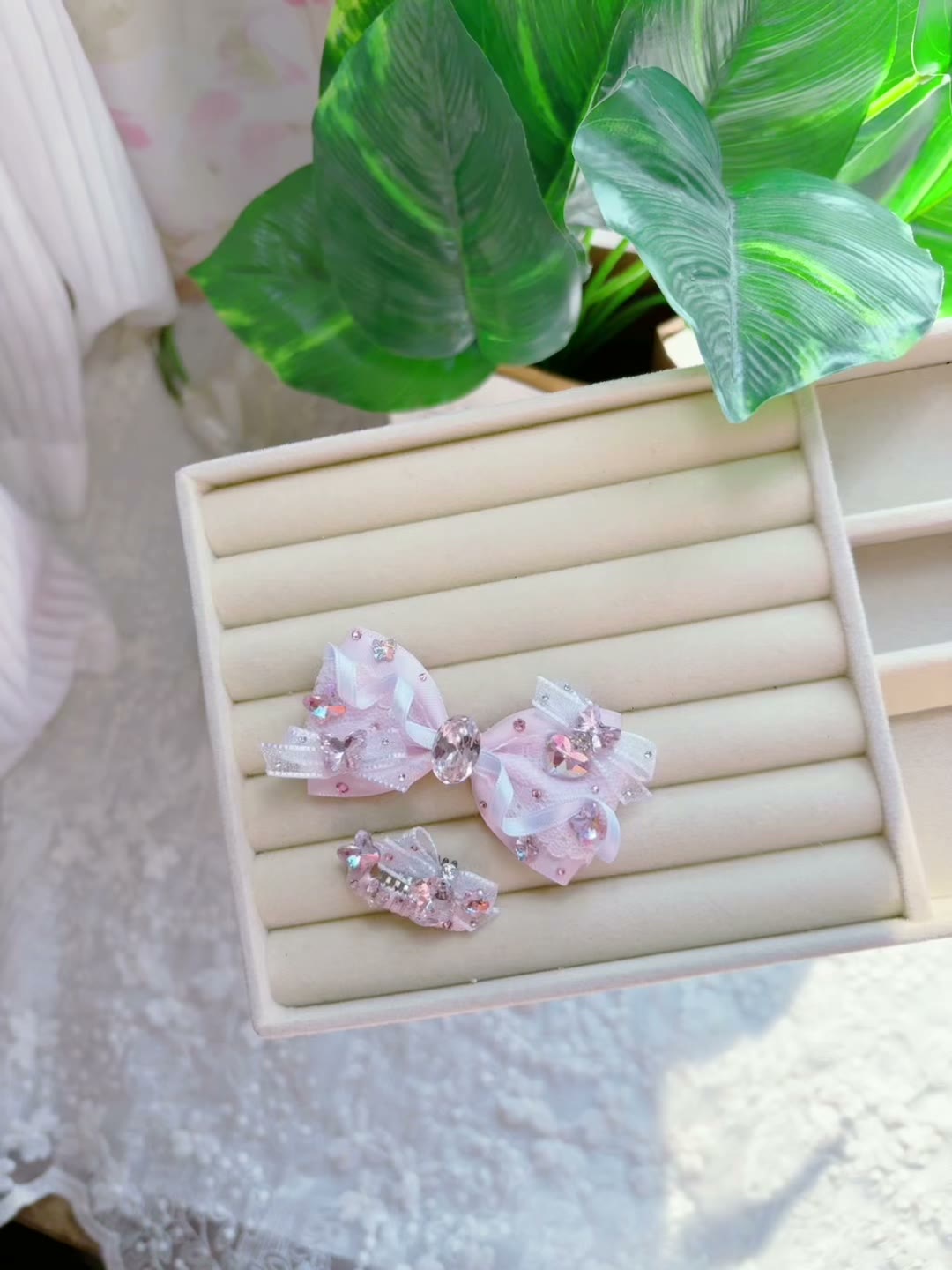 Pink Rhinestone Bow Hair Clip Set