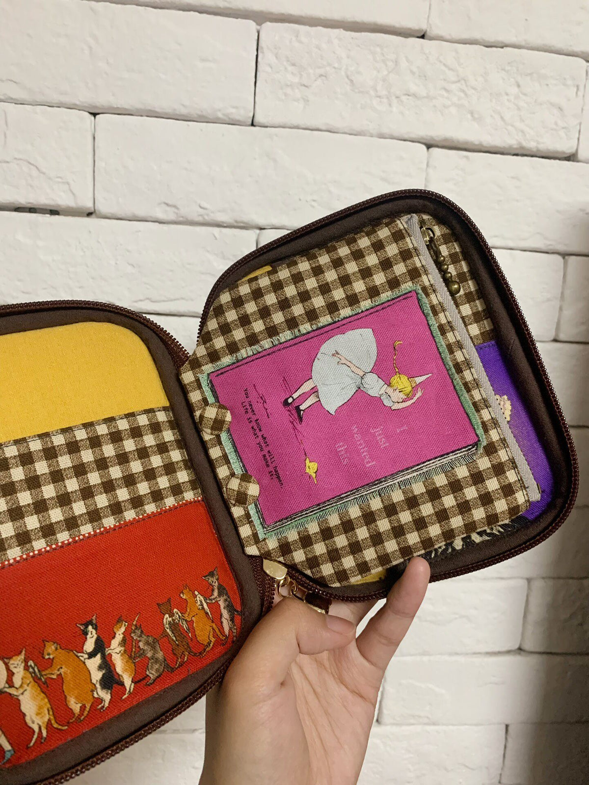 Oxford Cloth Zippered Pouch with Illustrations