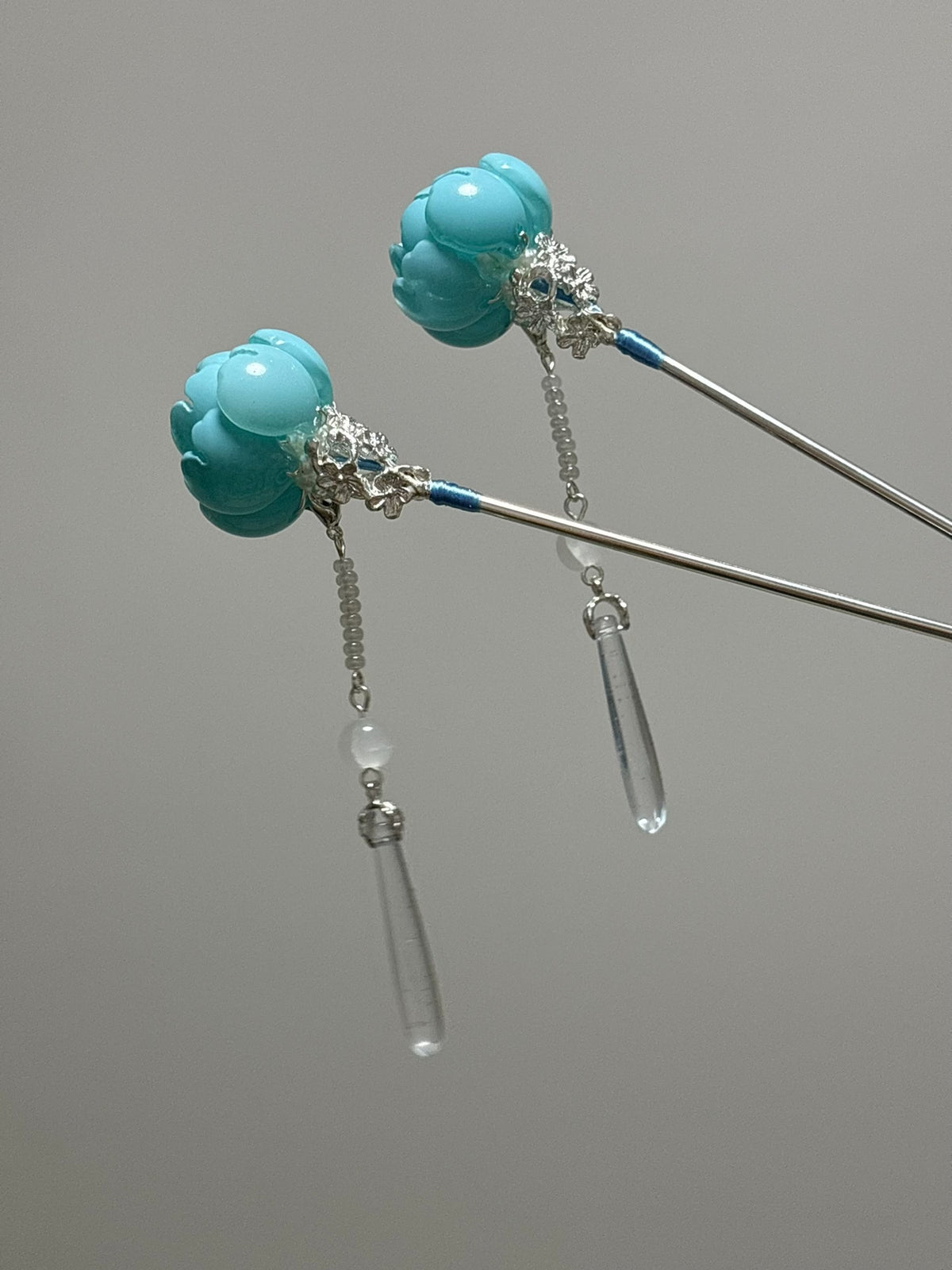 Liuli Turquoise Flower Hairpins with Tassels