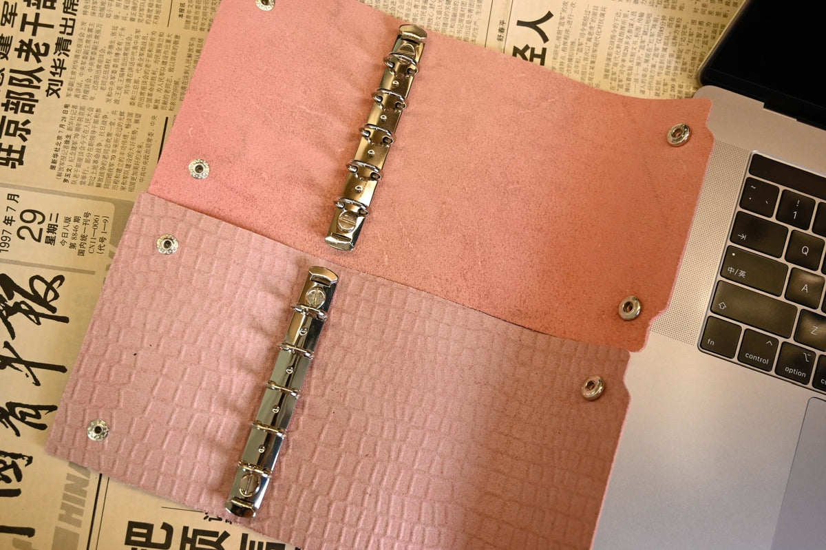 ハンドメイド コーラルピンク レザー A8 M5 バインダーノート