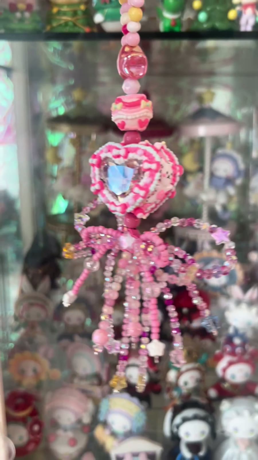 Acessório de Mala Charm de Coração com Miçangas Rosas