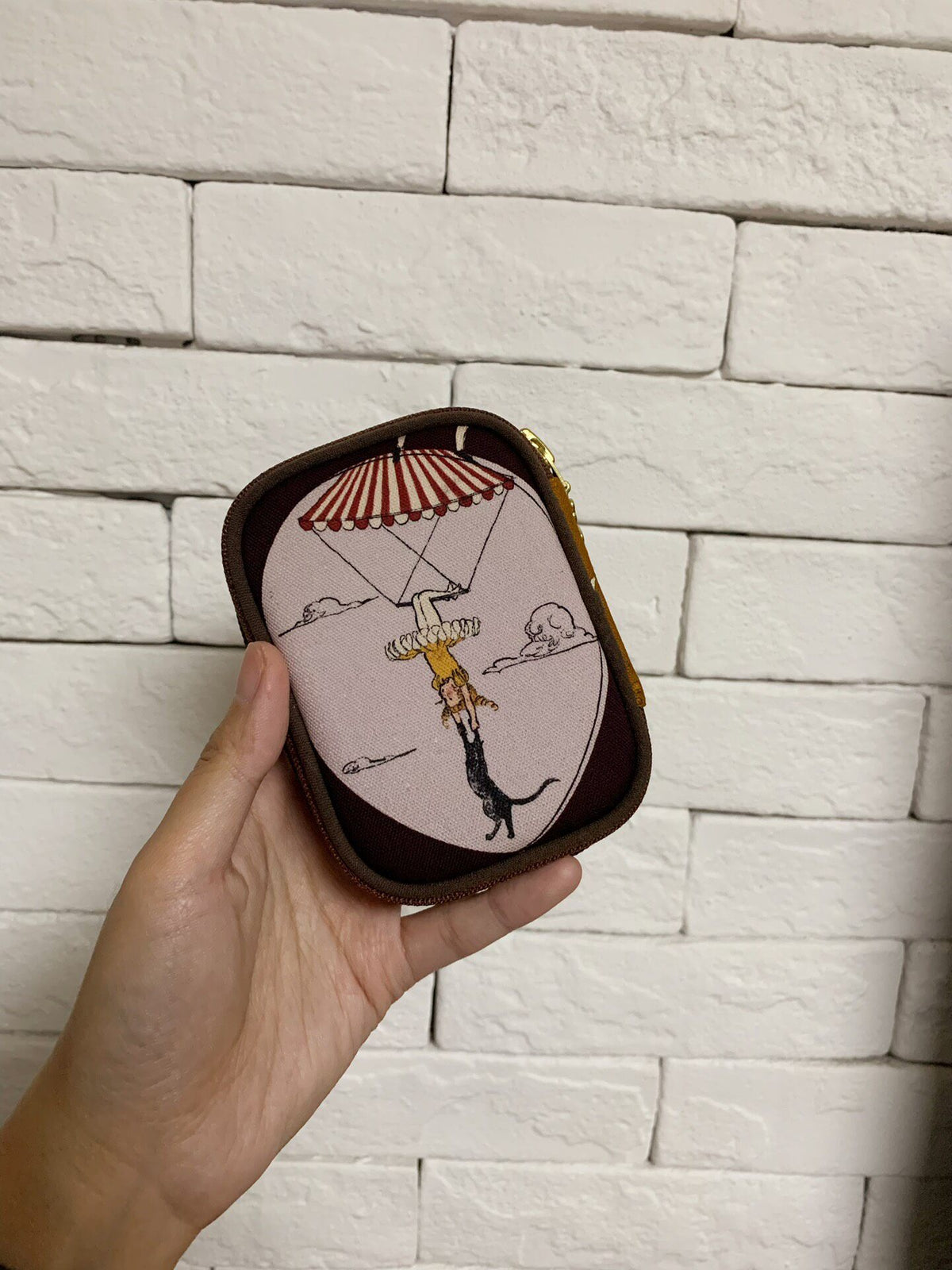 Illustrated Oxford Cloth Zippered Pouch