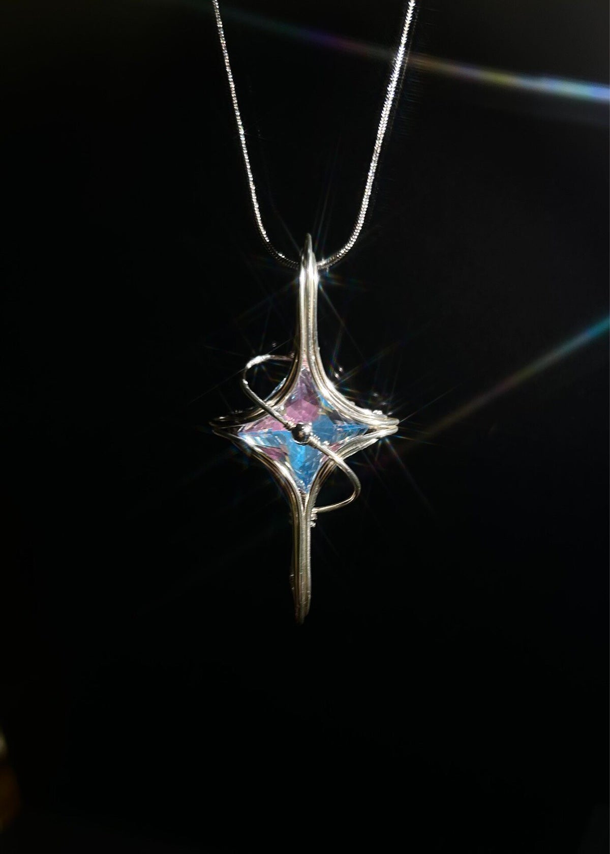 Wirewrapped Starburst Pendant Iridescent Zircon