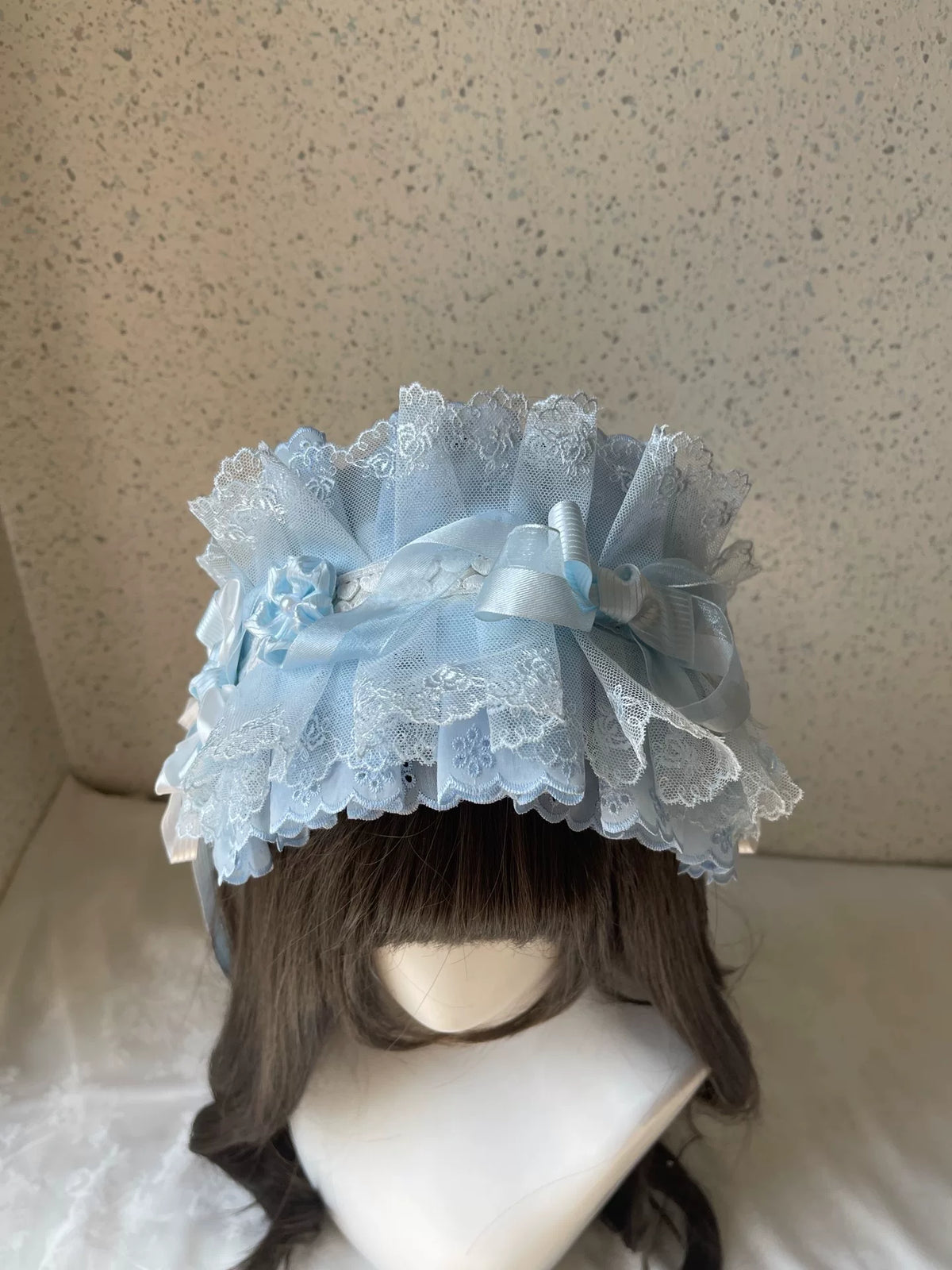 Bandeau Lolita en dentelle et rubans bleu