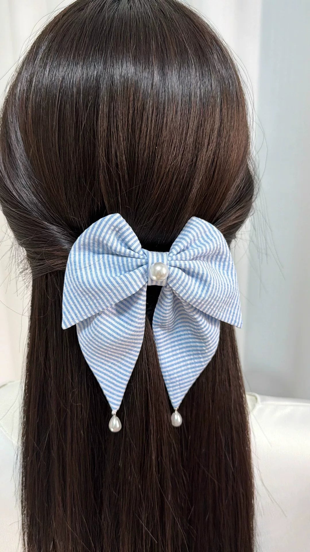 Molletta per capelli a farfalla in cotone a righe blu