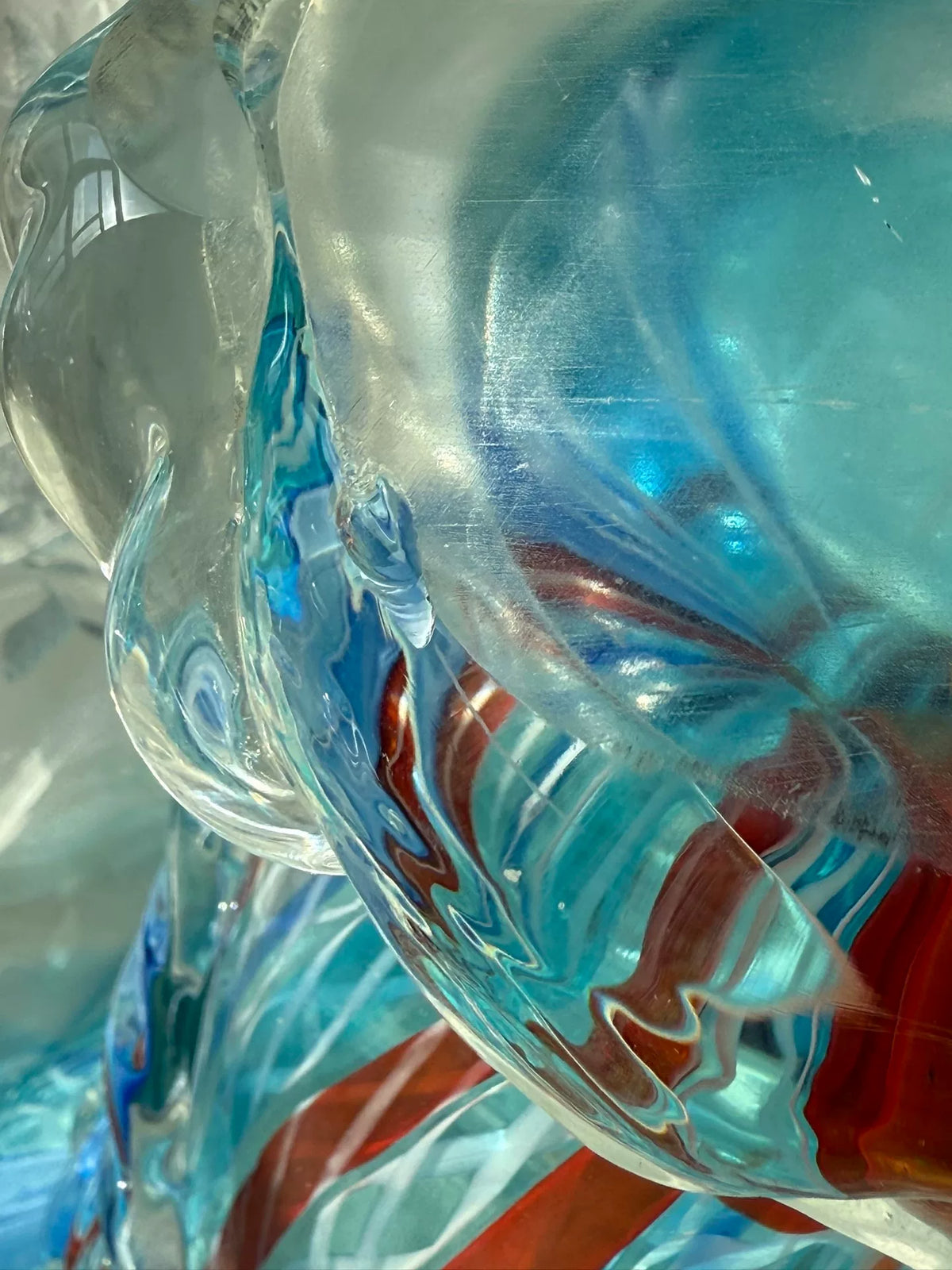 Vaso vintage in vetro di Murano azzurro con strisce e pizzo