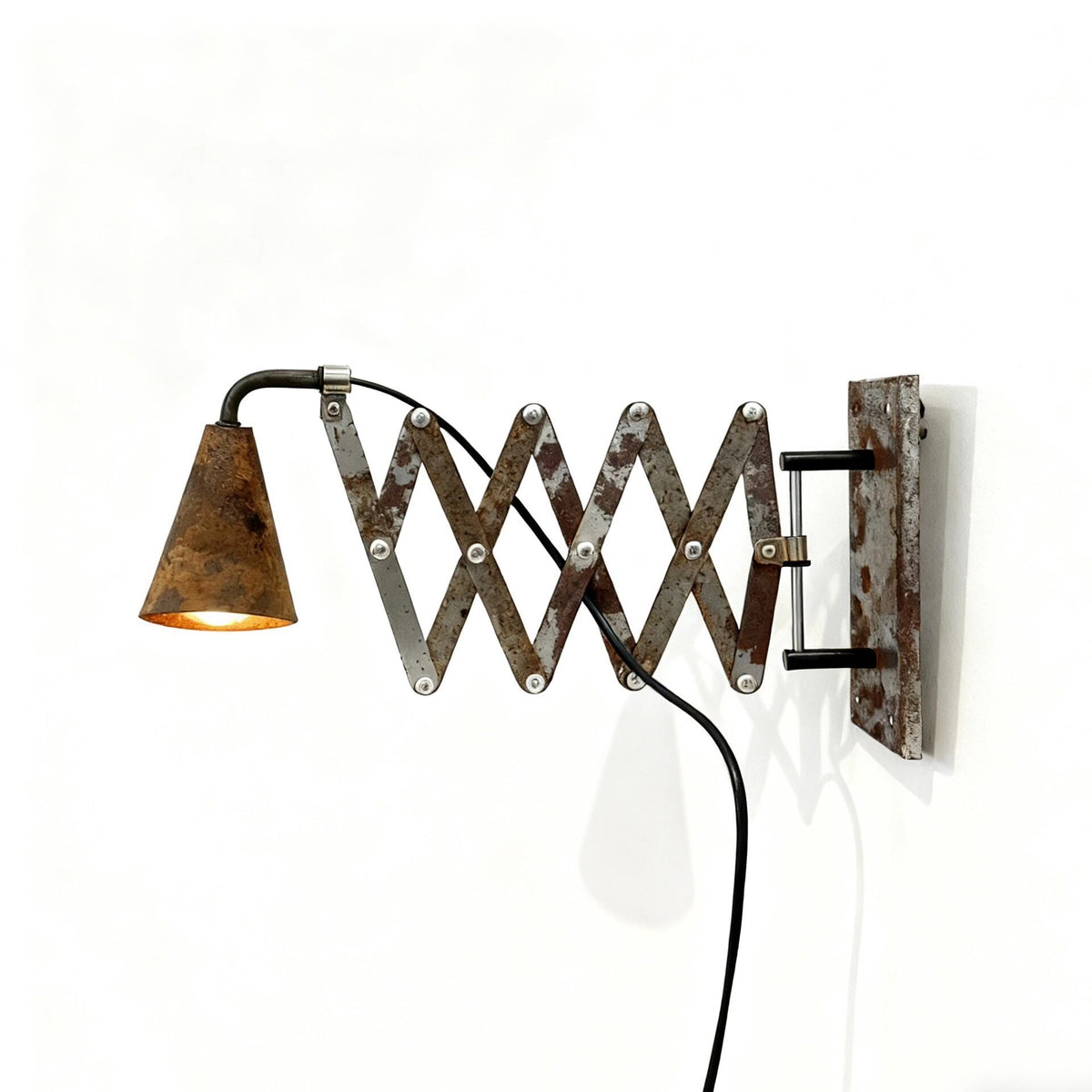 Industrial Vintage Scissor Arm Wall Lamp