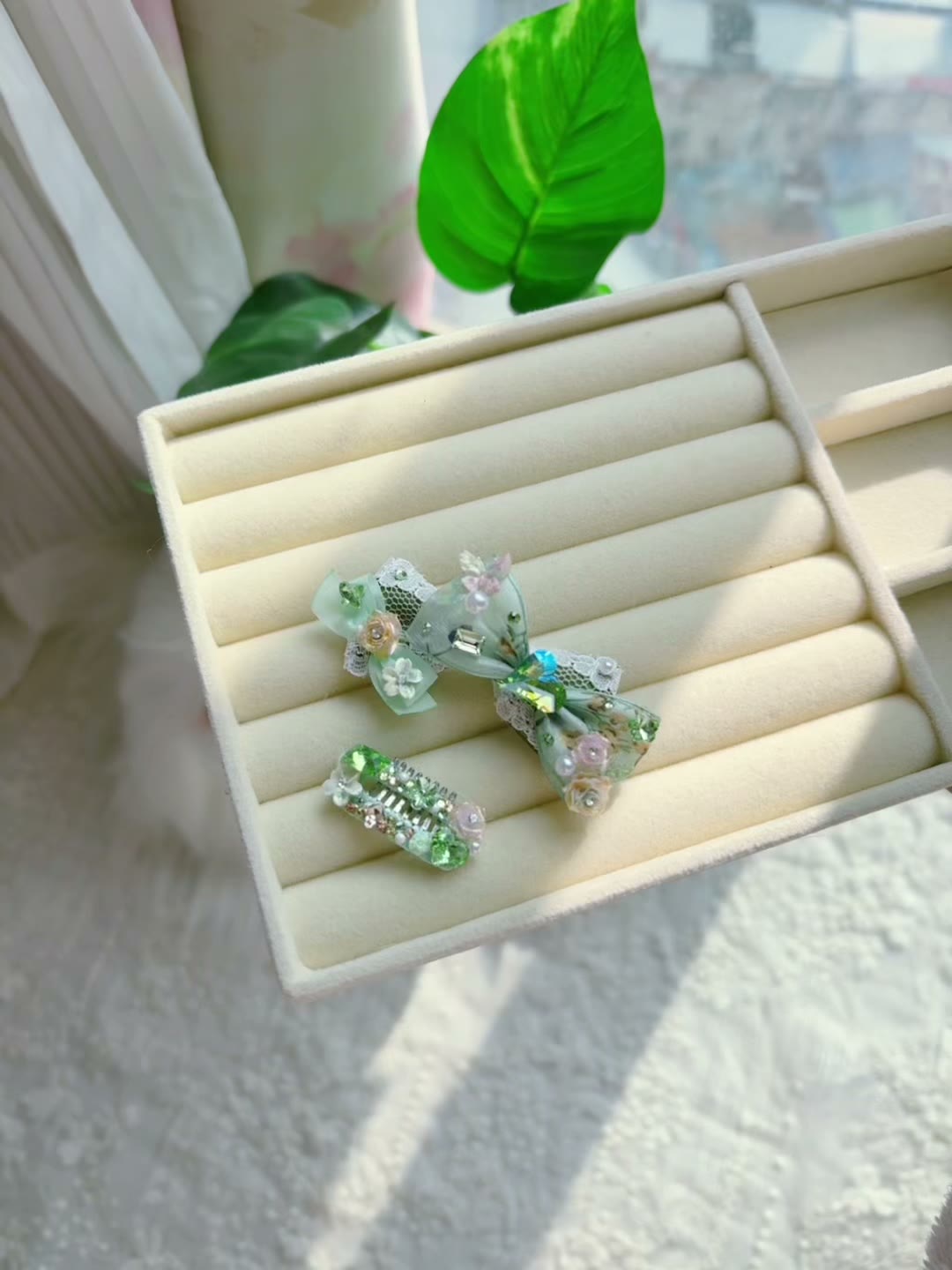 Sweet Mint Green Floral Pet Hair Bow Set