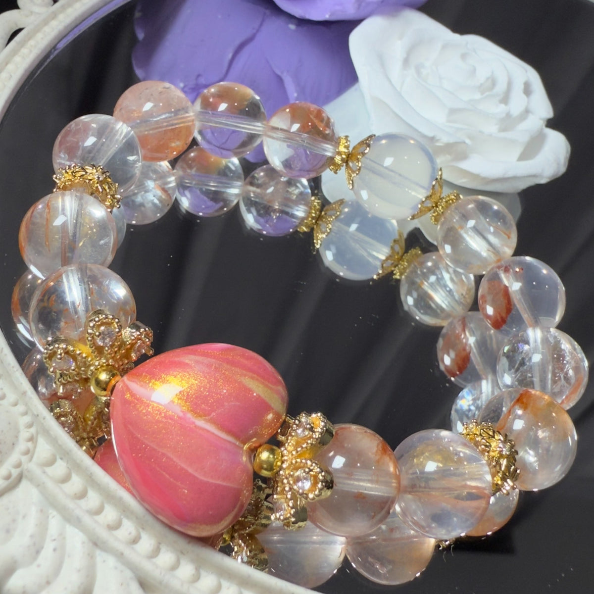 Natuurlijke kristallen kralenarmband met roze hart