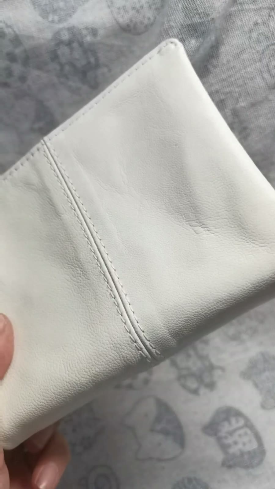 Cream White Goat Leather A7 Ring Binder Cover