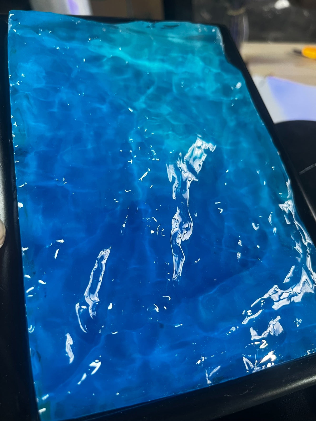 Handmade Resin Wave Ornament Blue Gradient