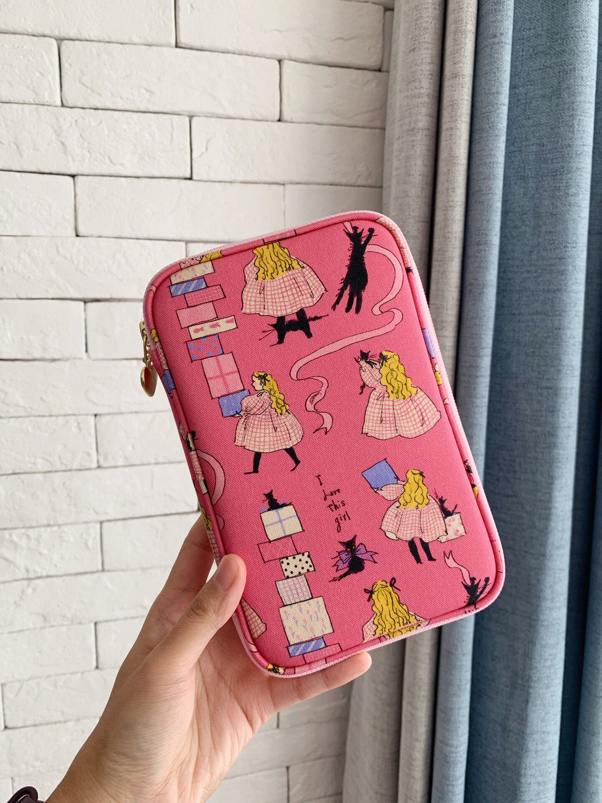 Pink Oxford Fabric Zippered Pouch Case