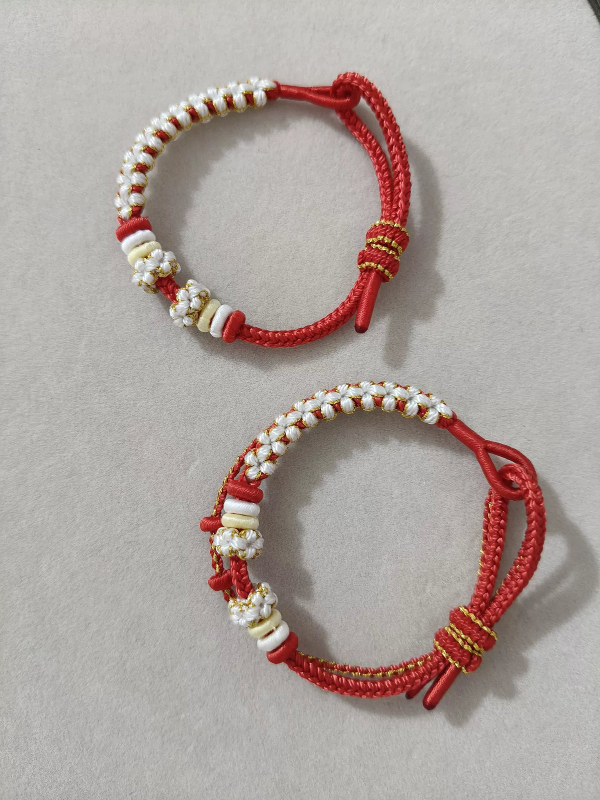Bracciale Intrecciato a Mano Rosso, Bianco e Oro