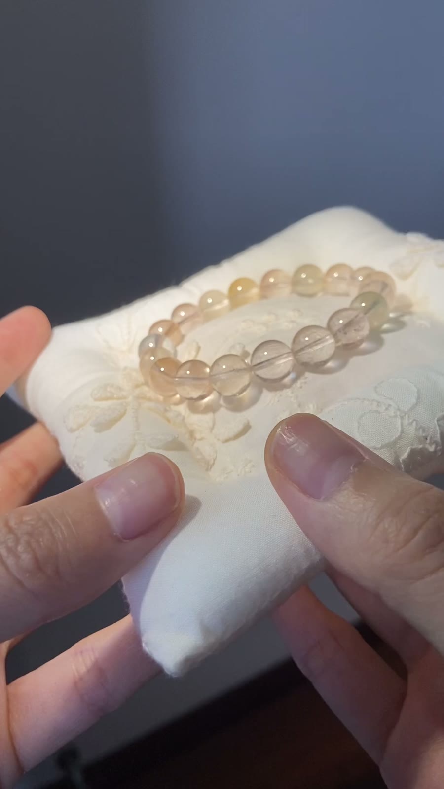 9mm Rabbit Hair Crystal Bead Bracelet