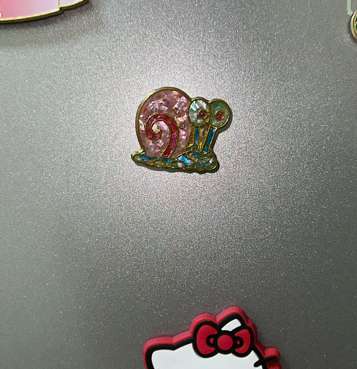 Mother-of-Pearl Snail Brooch Magnet