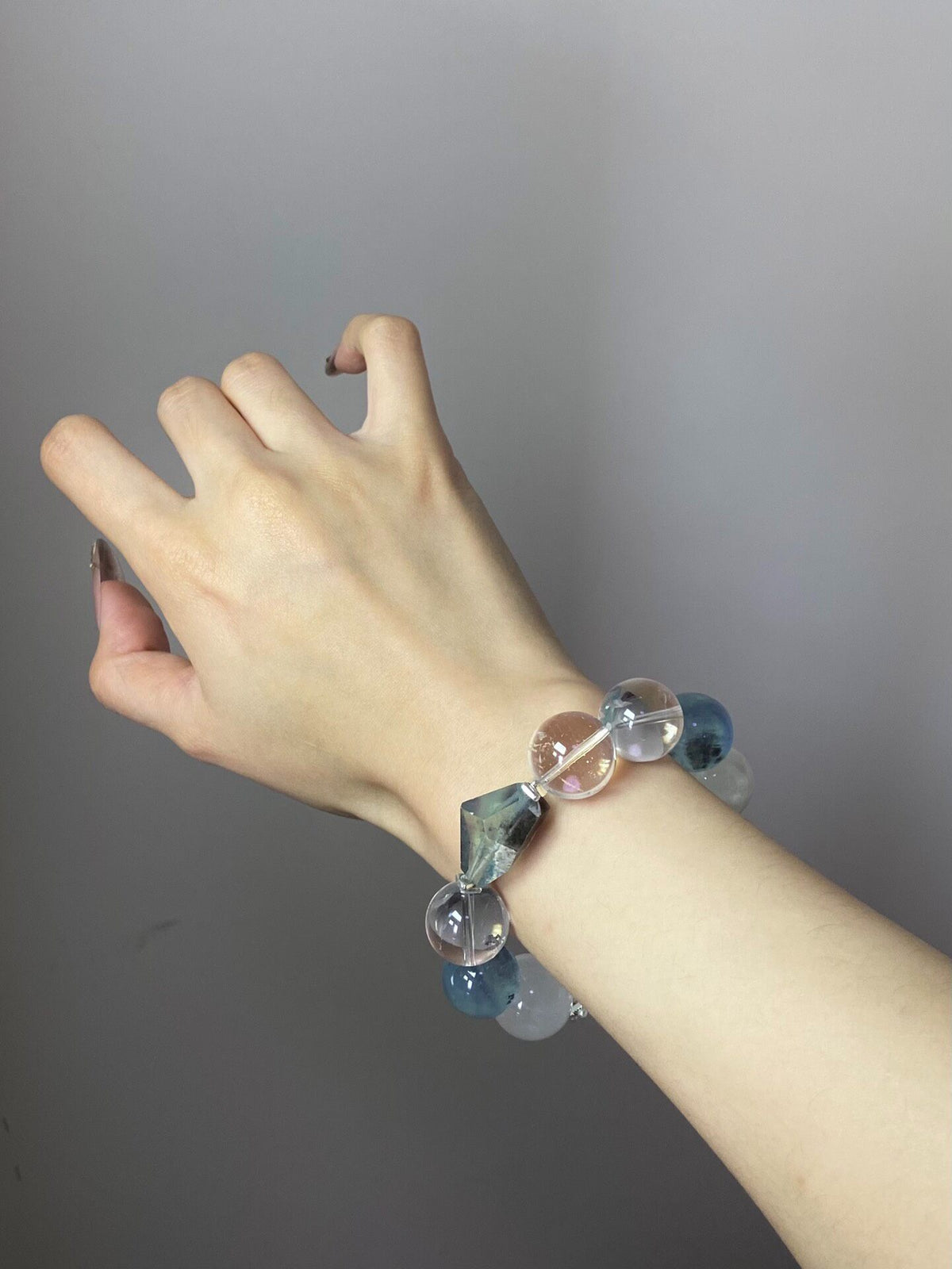 Crystal Beaded Bracelet with Snowflake Phantom and Aquamarine