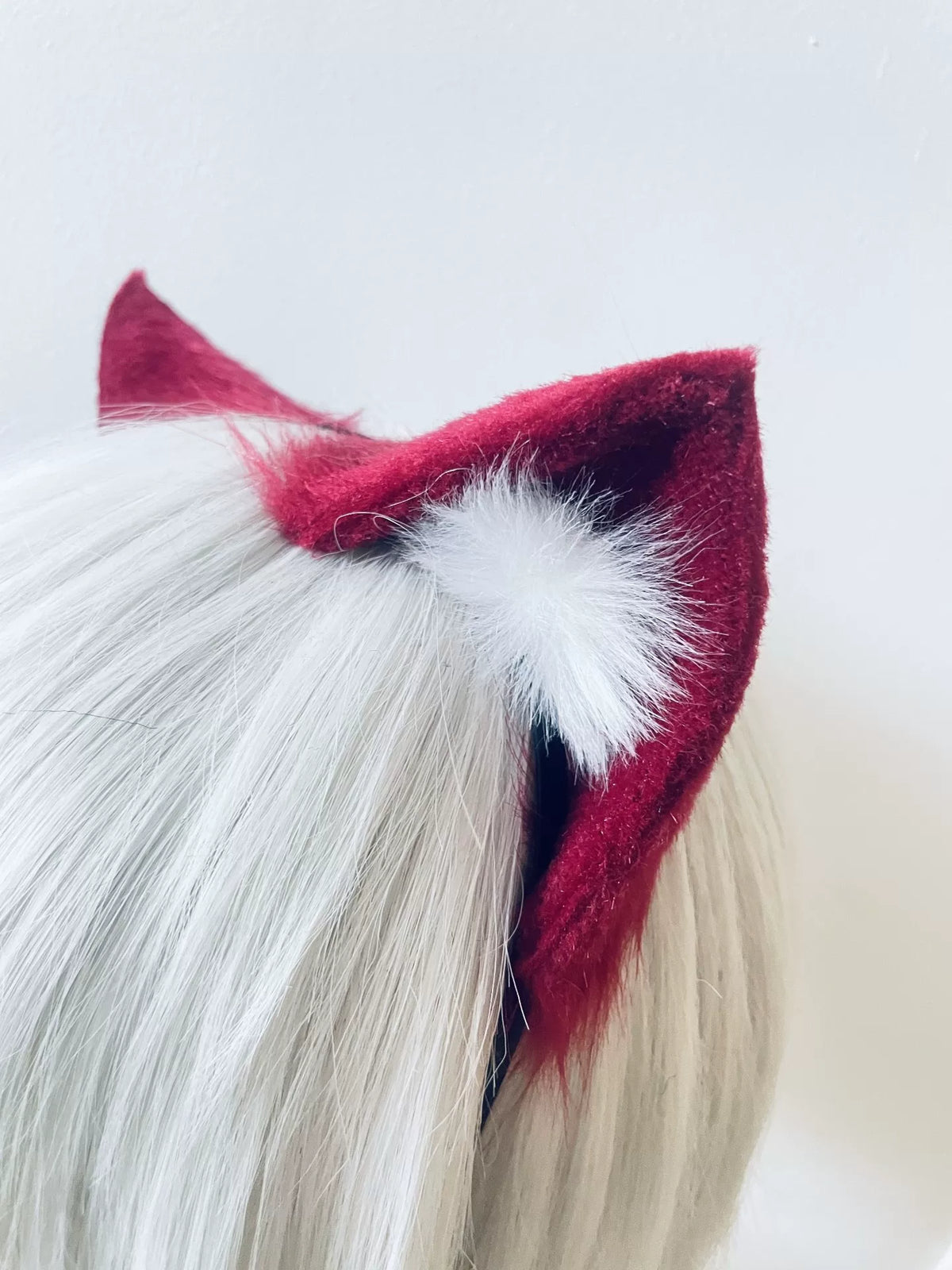 Weinrote Katzenohren mit Kopfband und Clip-Accessoires