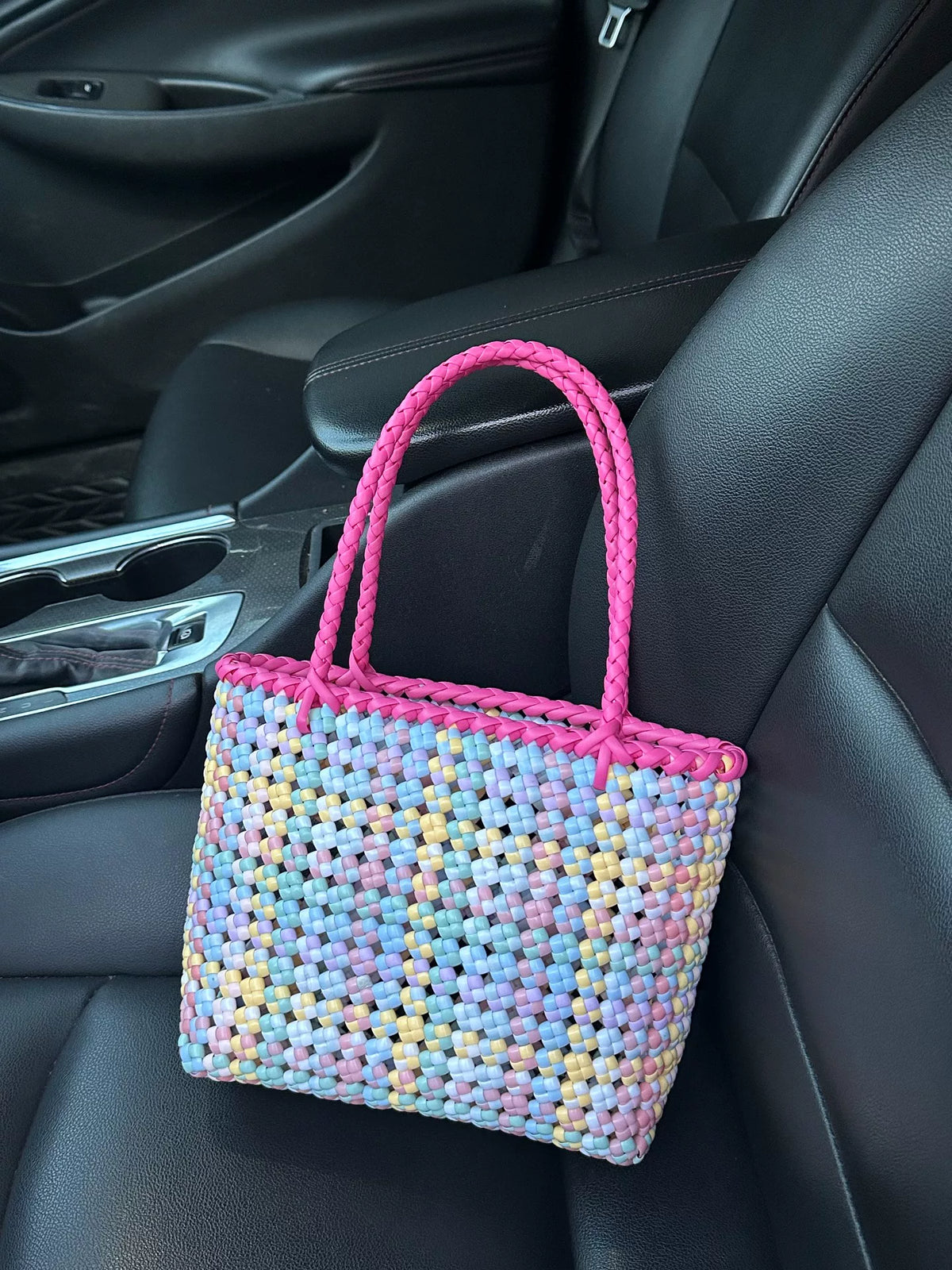 Borsa in Rattan Intrecciata a Mano Patchwork Pastello