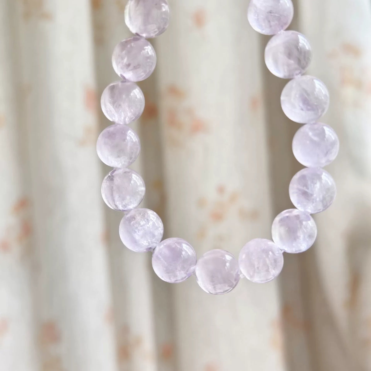 Lavendel-Amethyst Perlenarmband 10mm