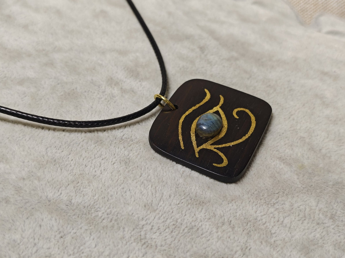 Ebony Inlaid Eye of Horus Labradorite Pendant