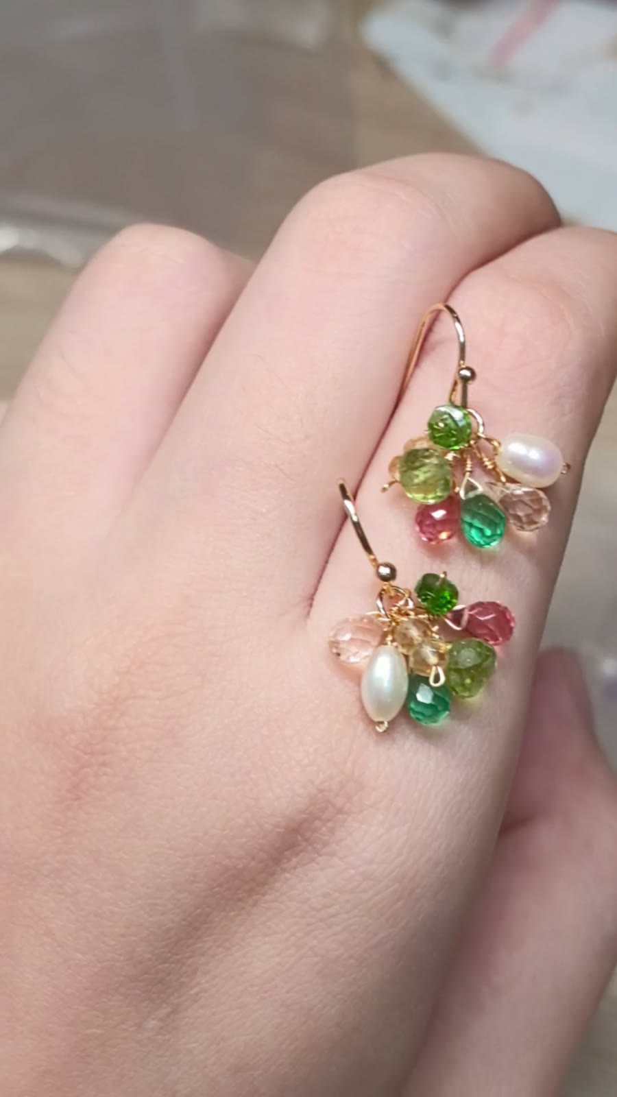 Brincos de Gota com Contas e Pérolas Multicoloridas