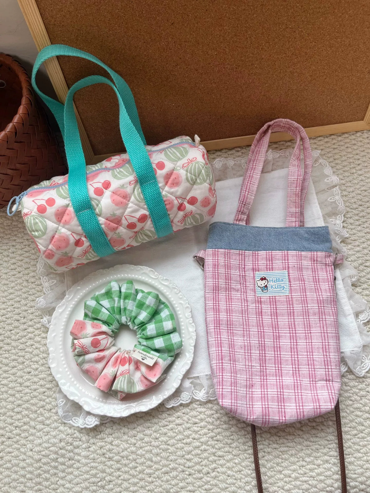 Conjunto de tres bolsos de algodón acolchado hechos a mano